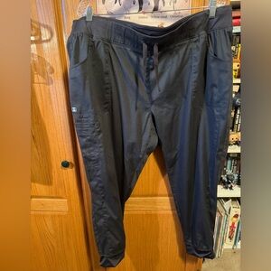 Women’s maevn Scrub Pants